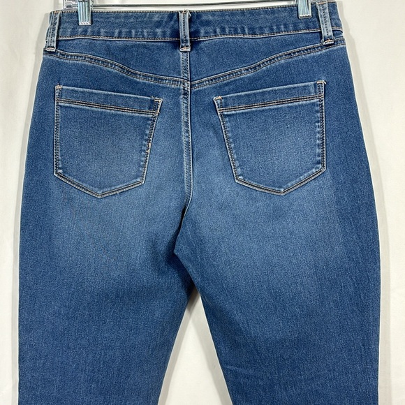 Bandolino Amy SS Straight Leg Jeans | Size 8 - Picture 5 of 11